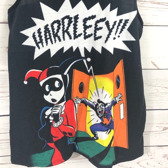 DC Comics Tops - MAKE OFFER!! Harley Quinn tank top